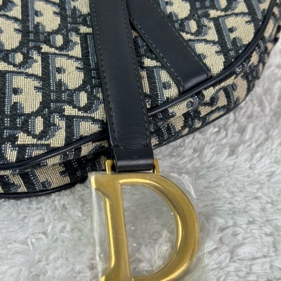 Dior Saddle Mini Oblique Canvas Handbag - Picture 7 of 12